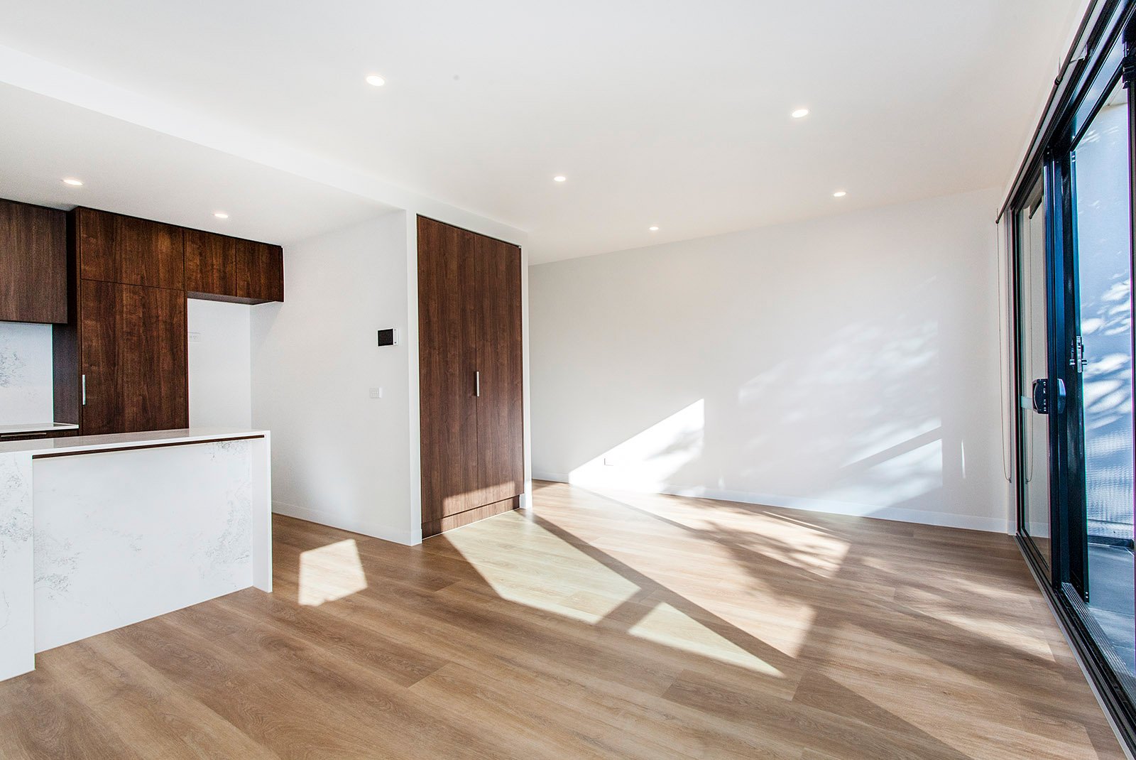Property Gallery Thumbnail 8