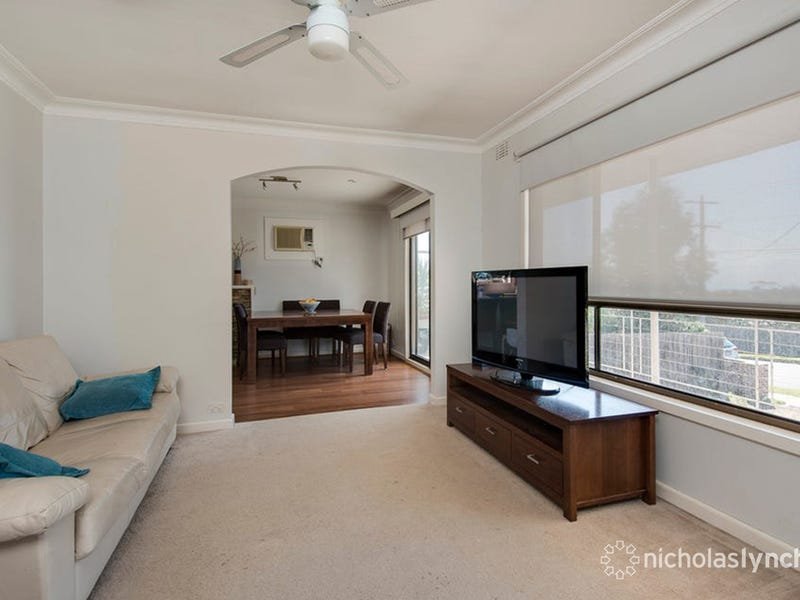 Property Gallery Thumbnail 3