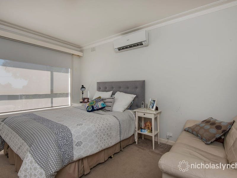 Property Gallery Thumbnail 4