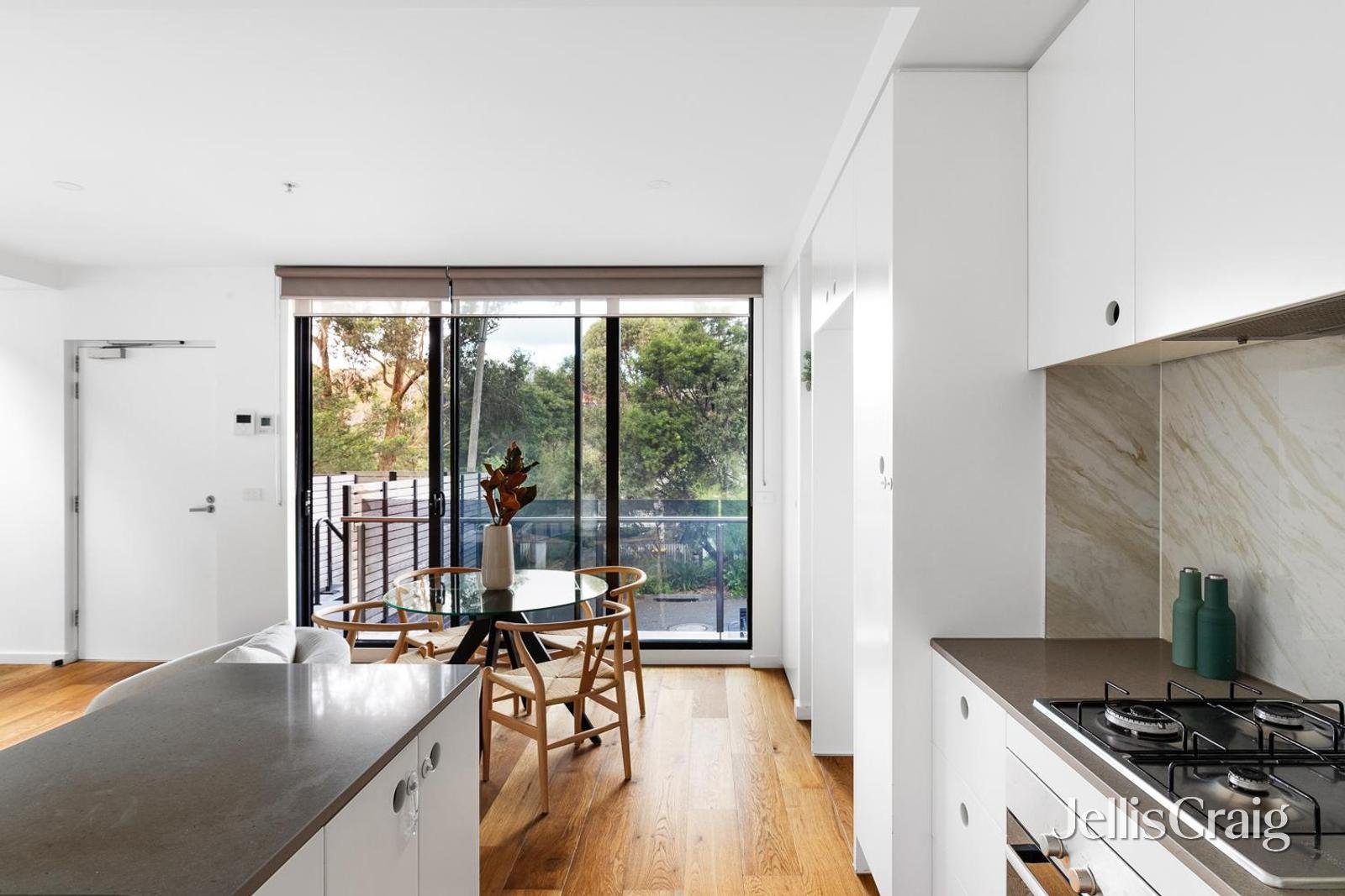 11/392 St Georges Road, Fitzroy North image 4