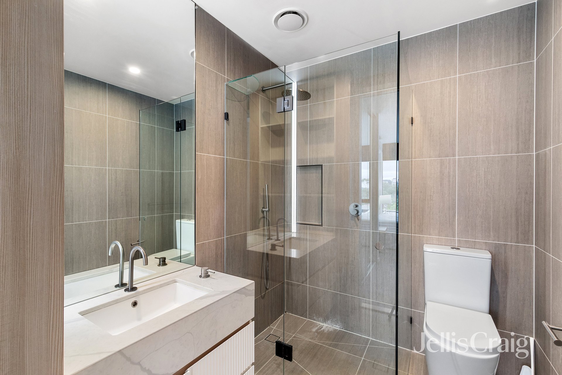 113a/125 Bell Street, Ivanhoe image 9