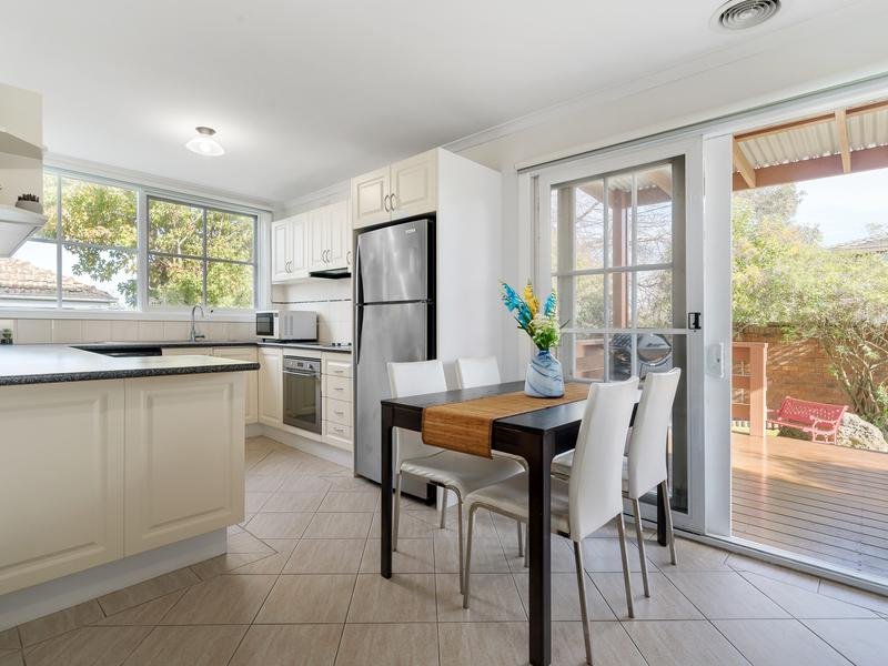 1/14-16 Sunhill Road, Templestowe Lower image 3