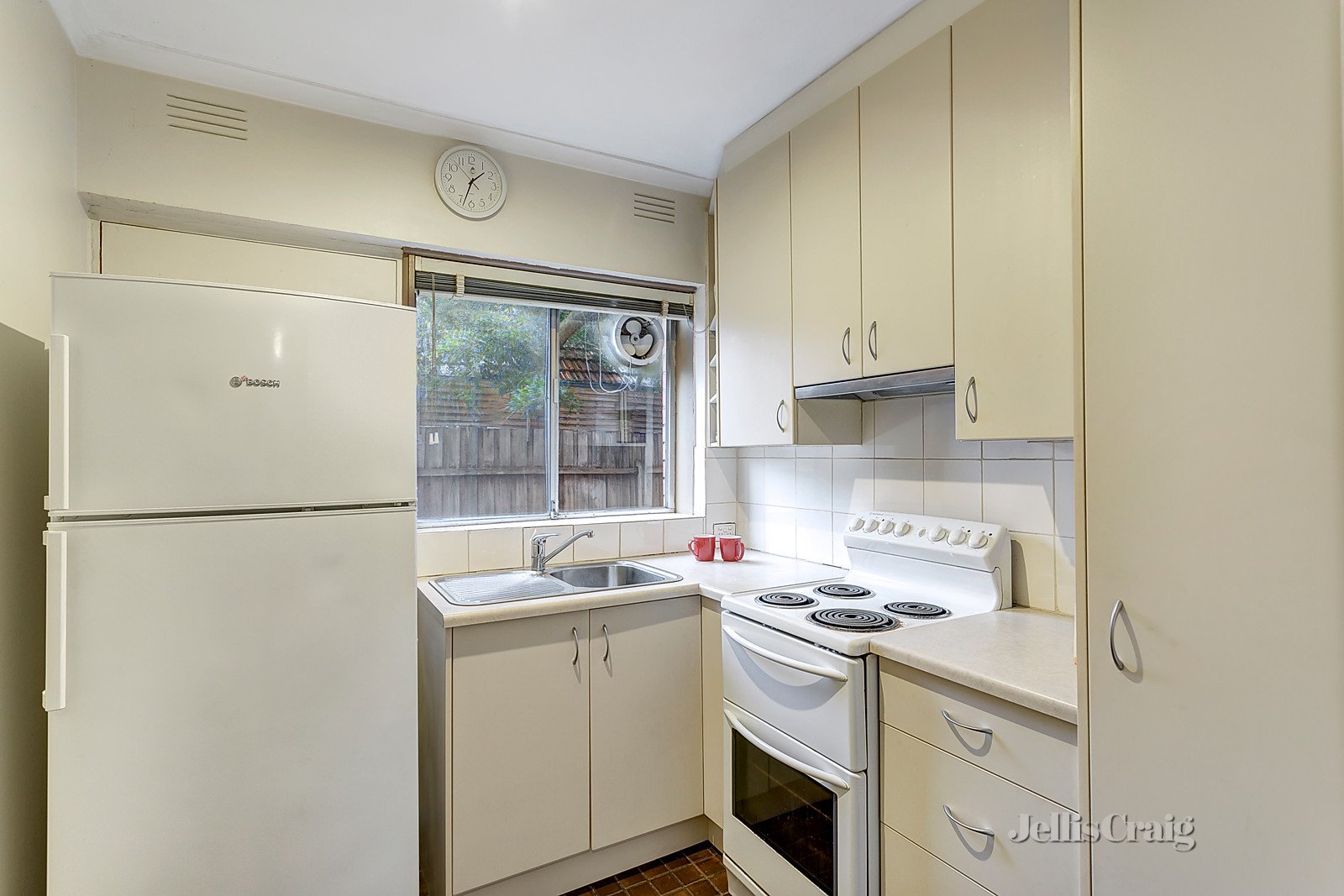 1/14 Alexander Street, Box Hill image 3