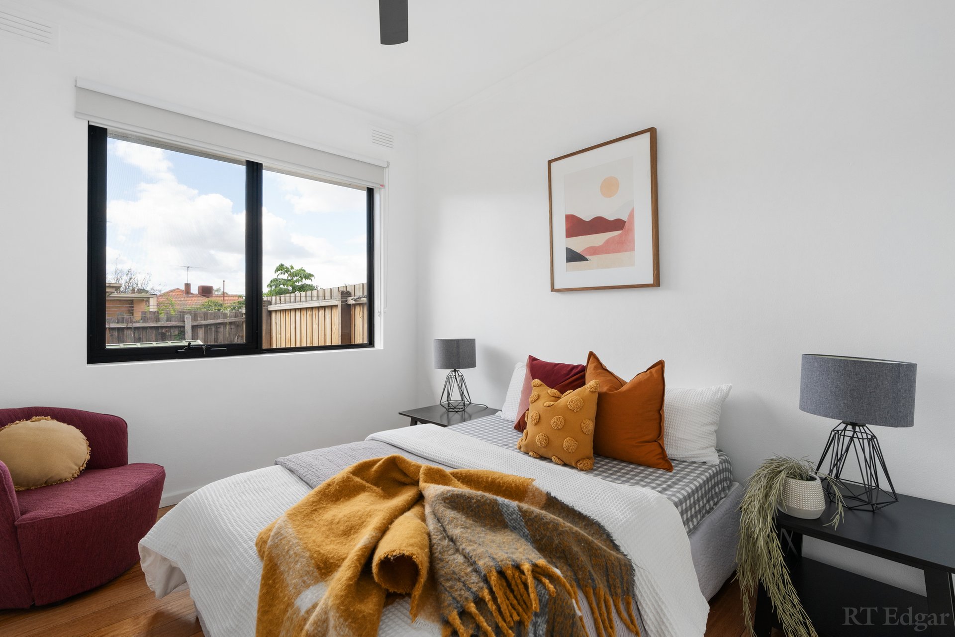 Property Gallery Thumbnail 11