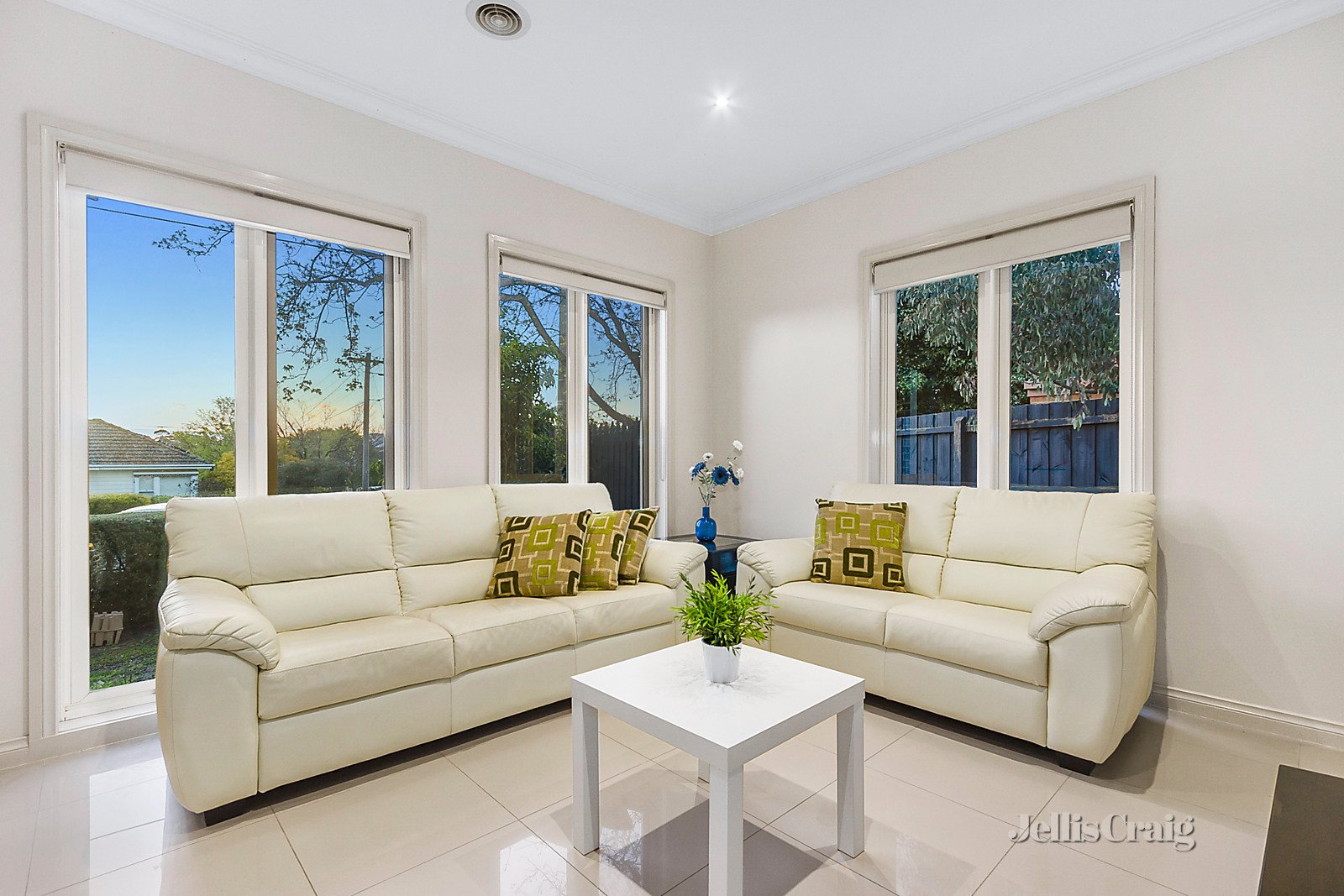 1/14 Barkly Street, Box Hill image 3