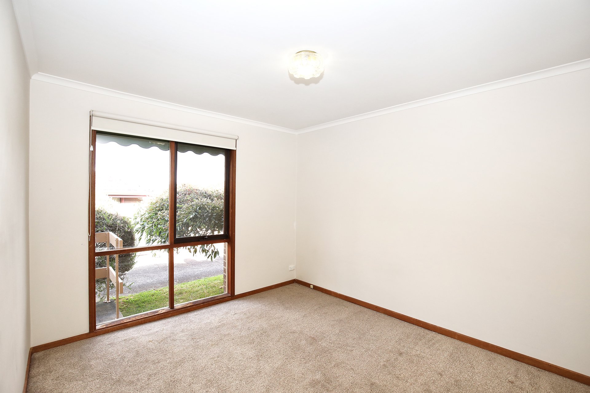 1/14 Barkly Street, Ringwood image 4