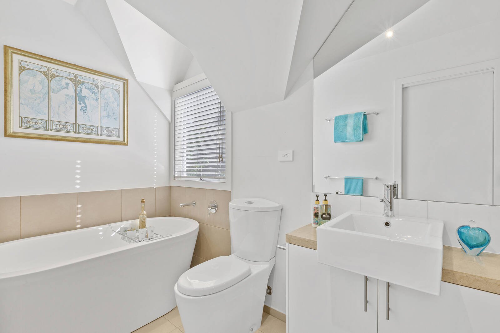Property Gallery Thumbnail 7