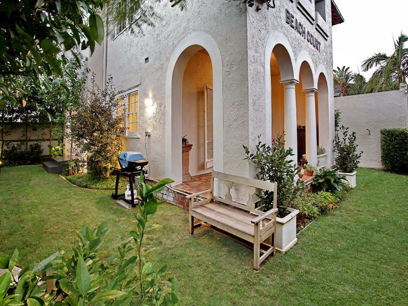 1/14 Beach Avenue, Elwood image 7