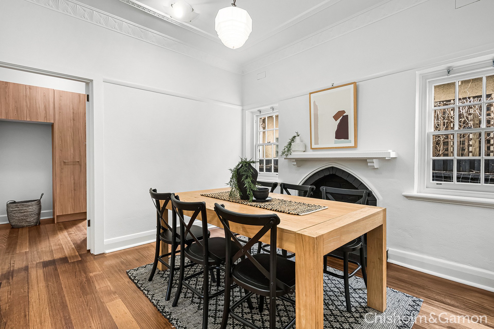 1/14 Beach Avenue, Elwood image 4
