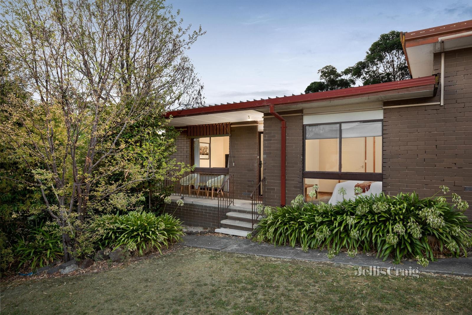 1/14 Beaconsfield Road, Briar Hill image 1