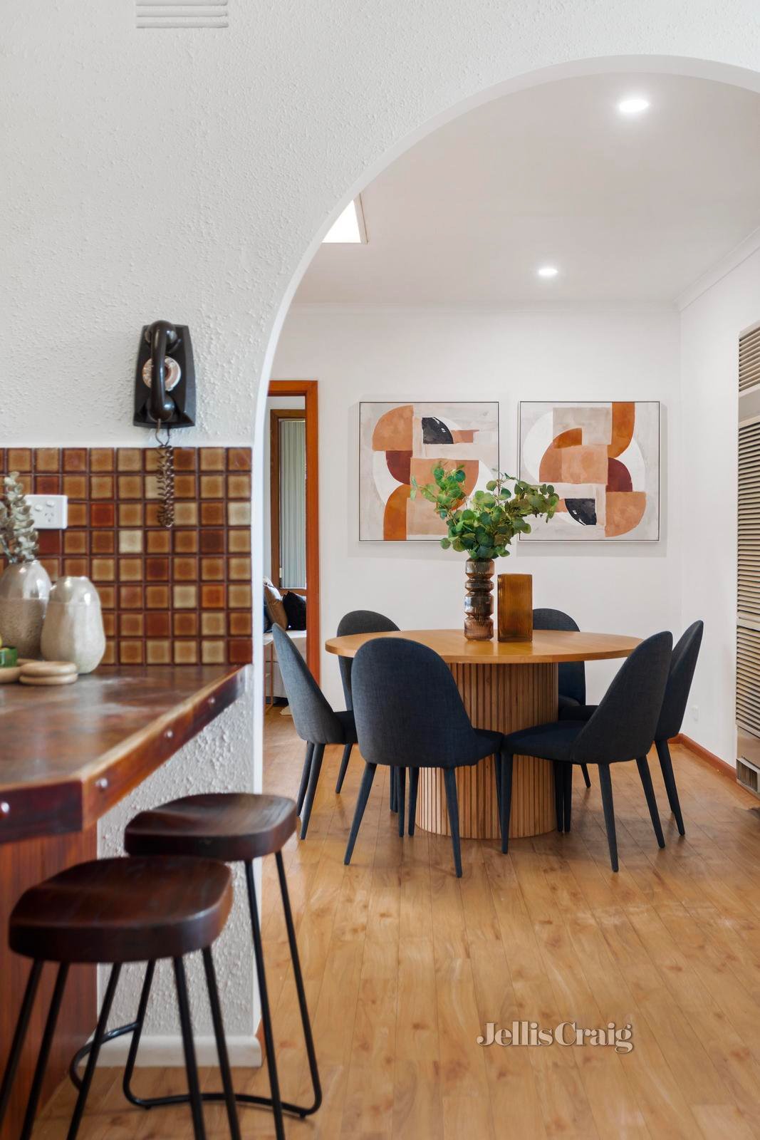 114 Belmont Road East, Croydon South image 7