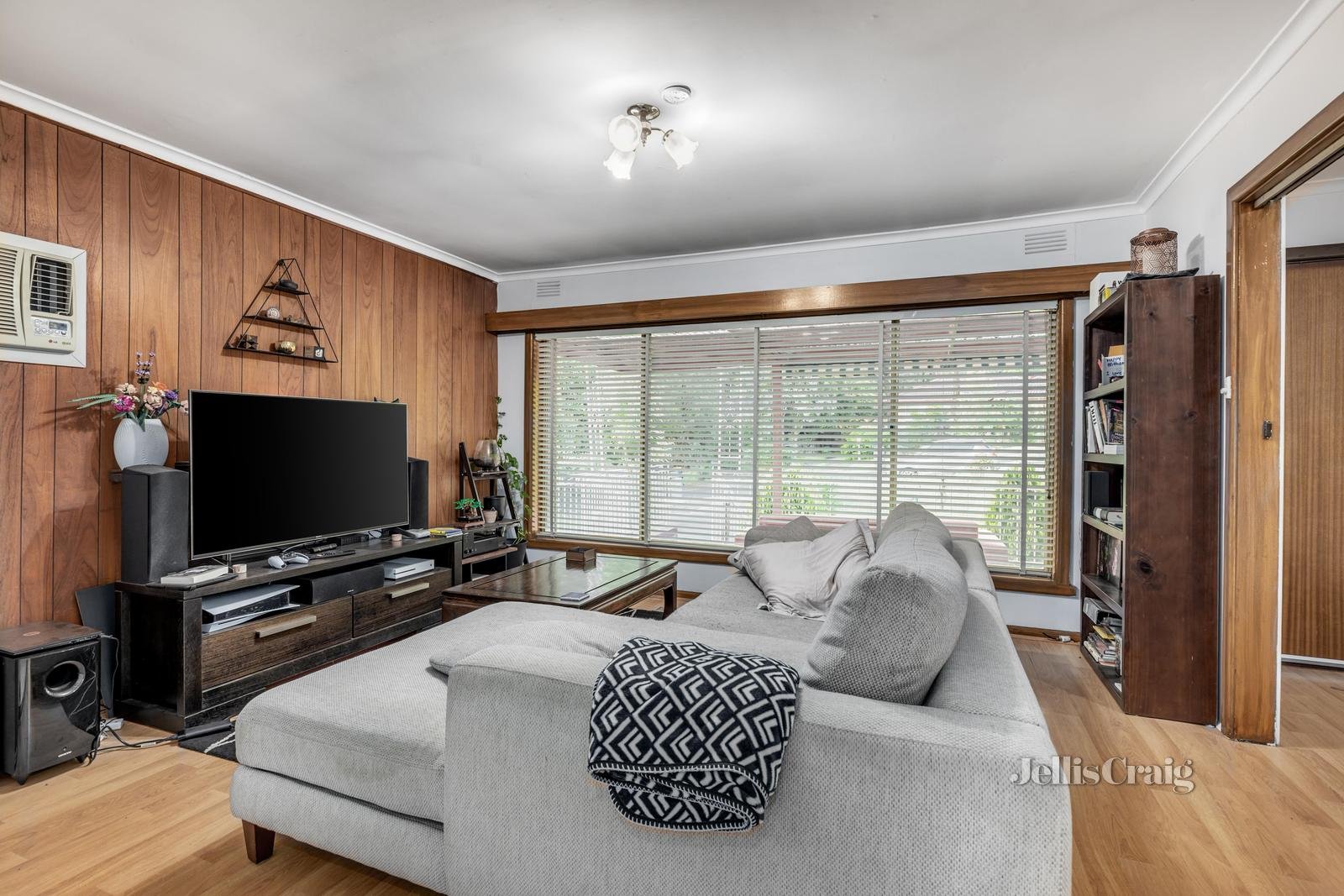 114 Bridge Street, Eltham image 2