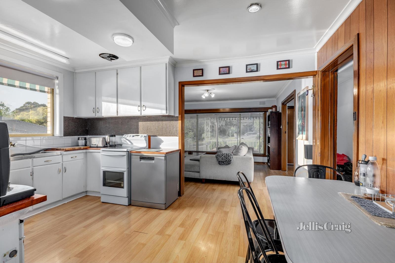 114 Bridge Street, Eltham image 3