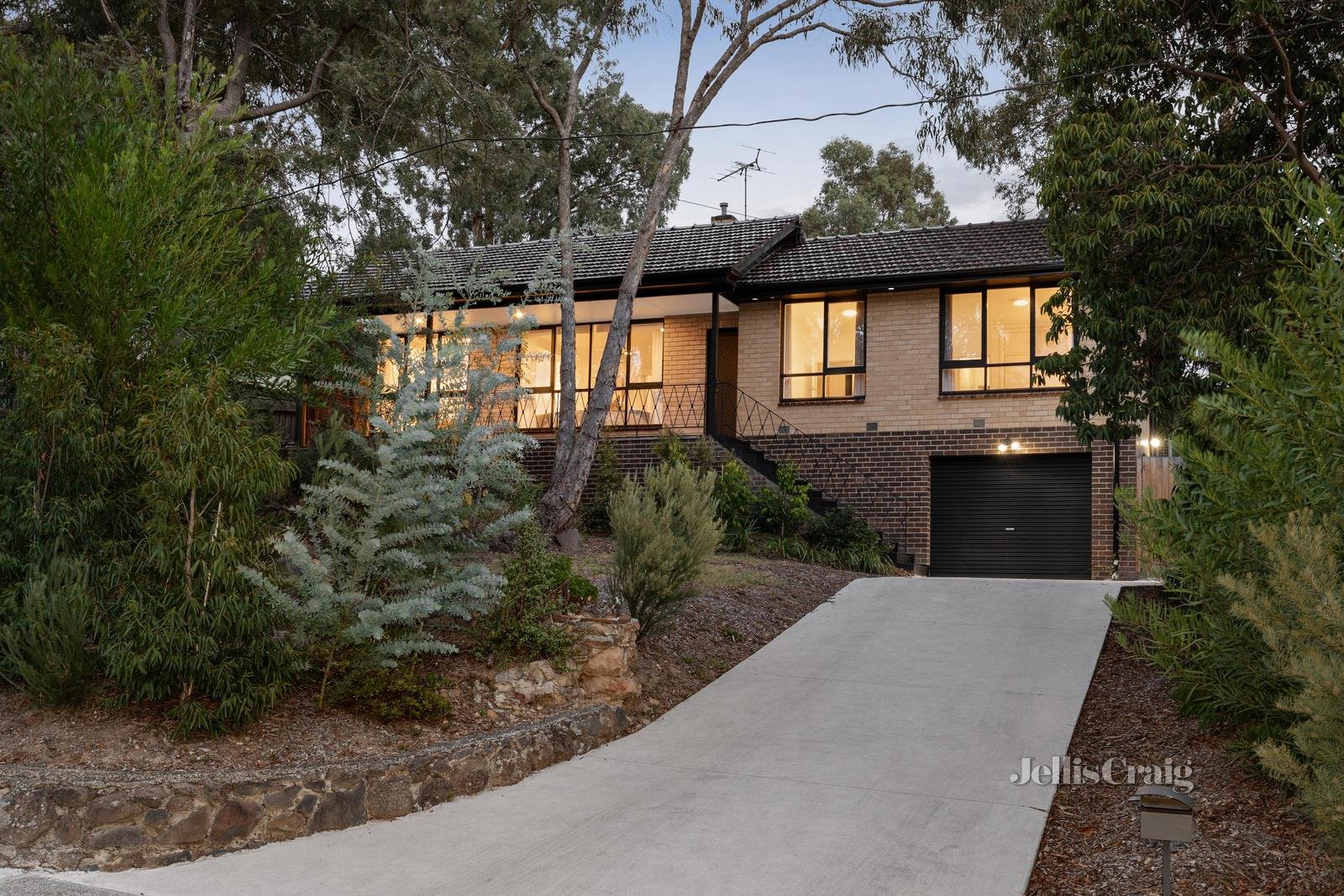 114 Brougham Street, Eltham image 1