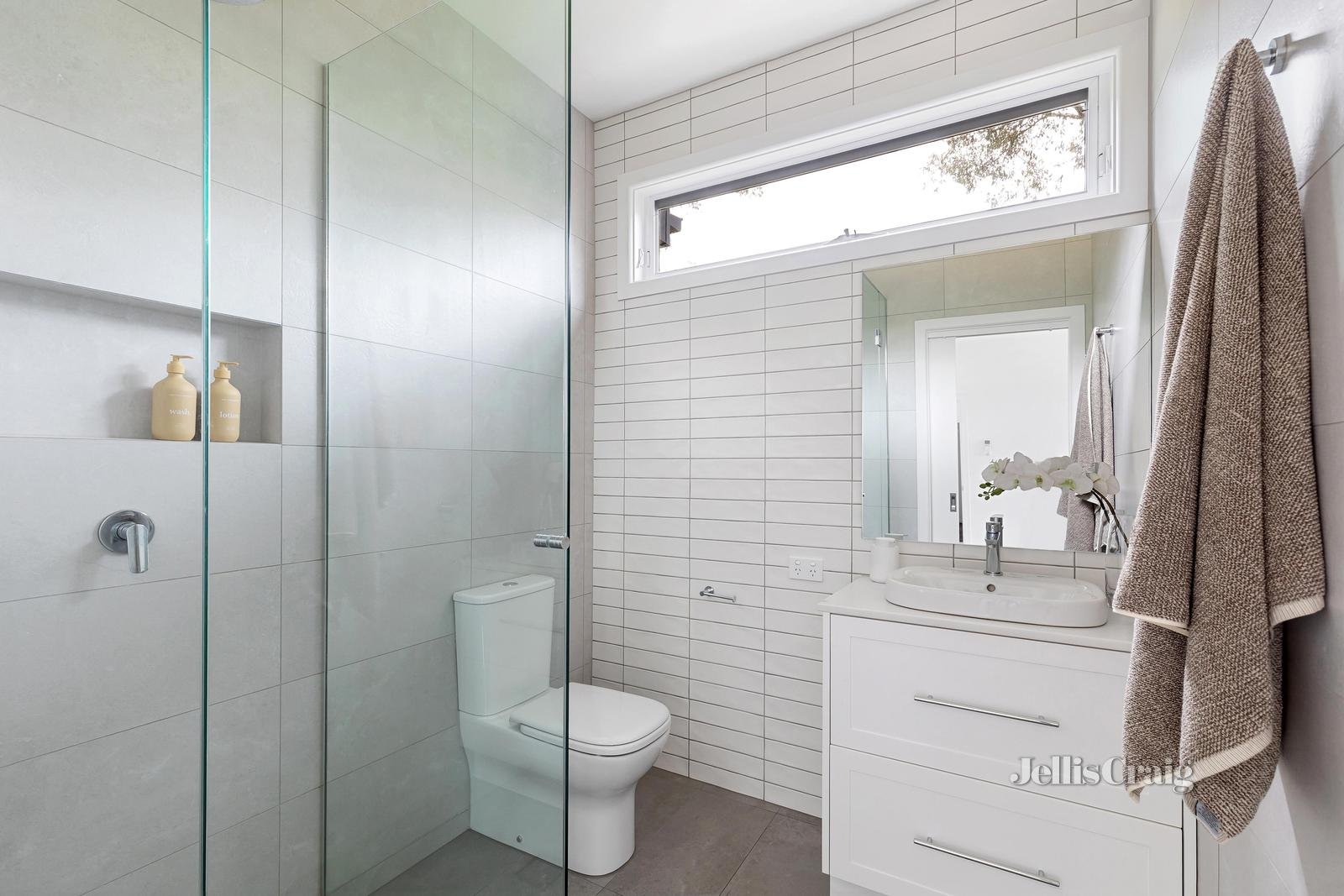 114 Brougham Street, Eltham image 12