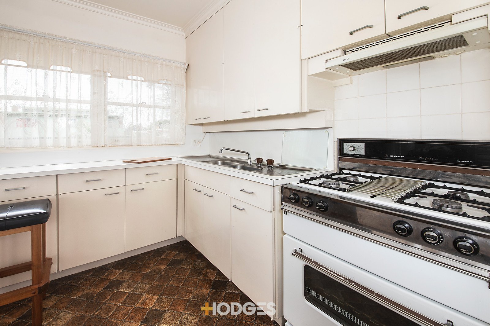 1 / 14 Burgess Street Beaumaris