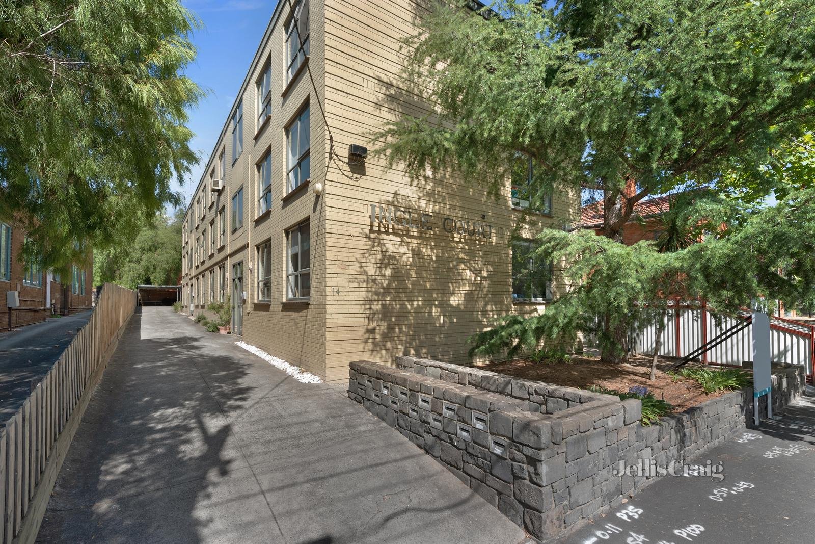 1/14 Cromwell Road, South Yarra image 5