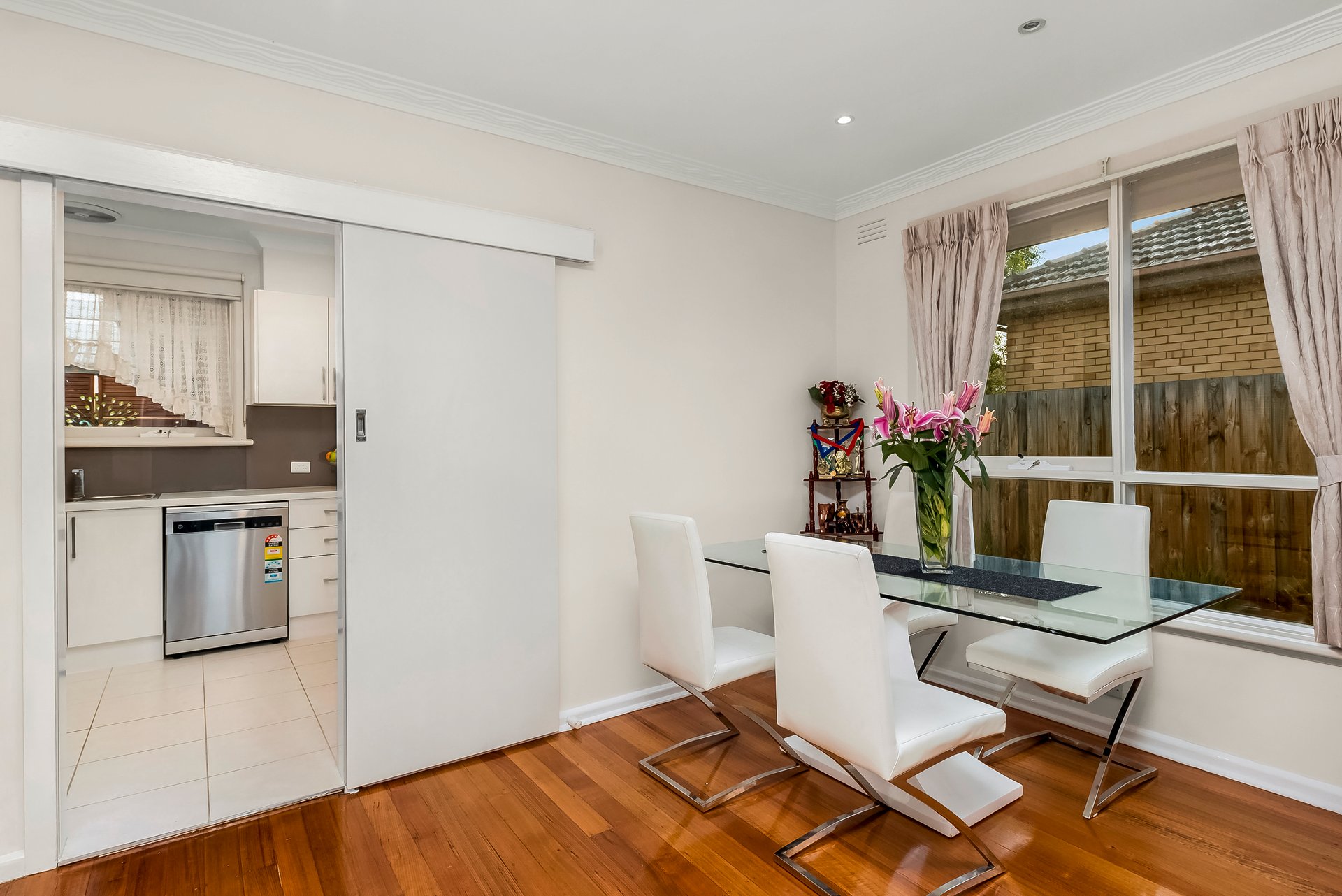 1/14 Delmore Crescent, Glen Waverley image 5