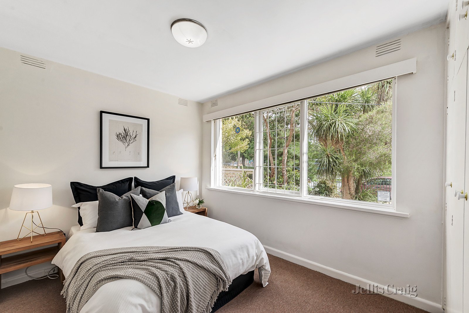 1/14 Edgar Street, Glen Iris image 2