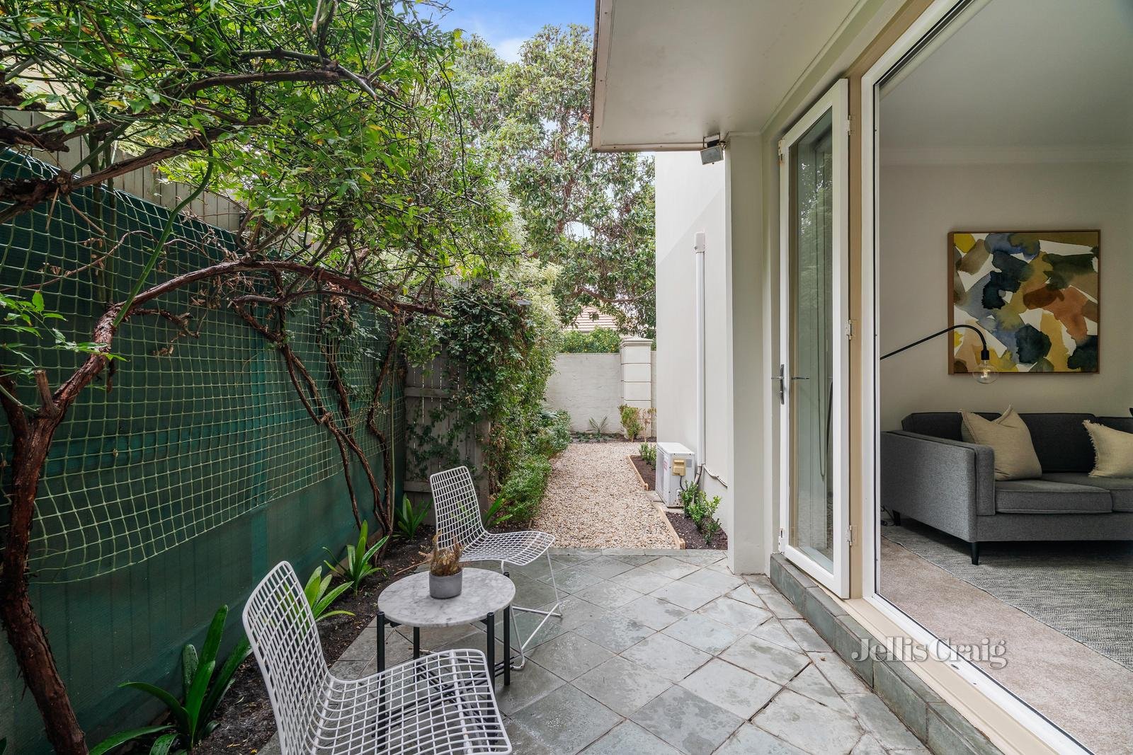 1/14 Highbury Grove, Prahran image 3