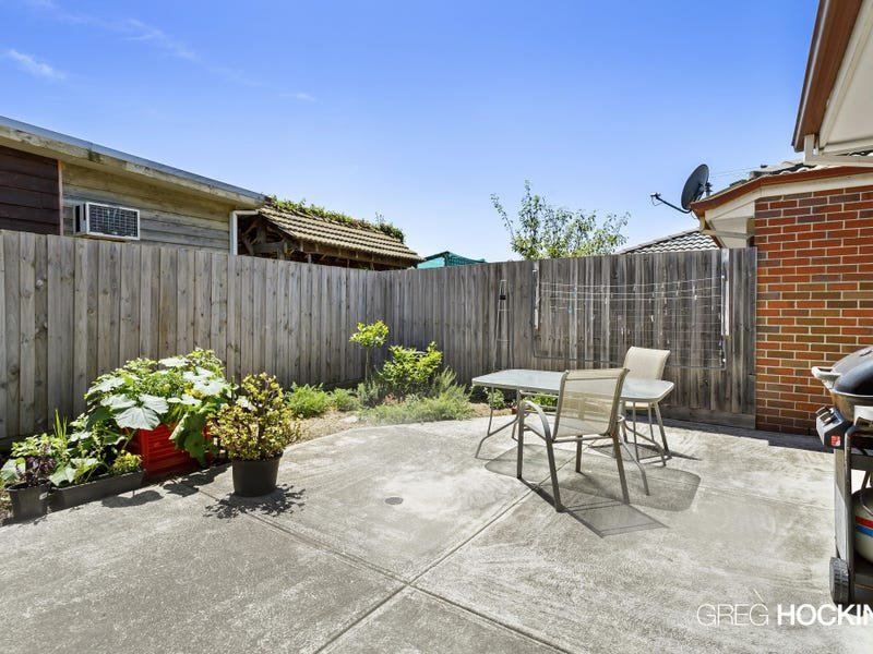 1/14 Huxtable Avenue, Altona North image 12