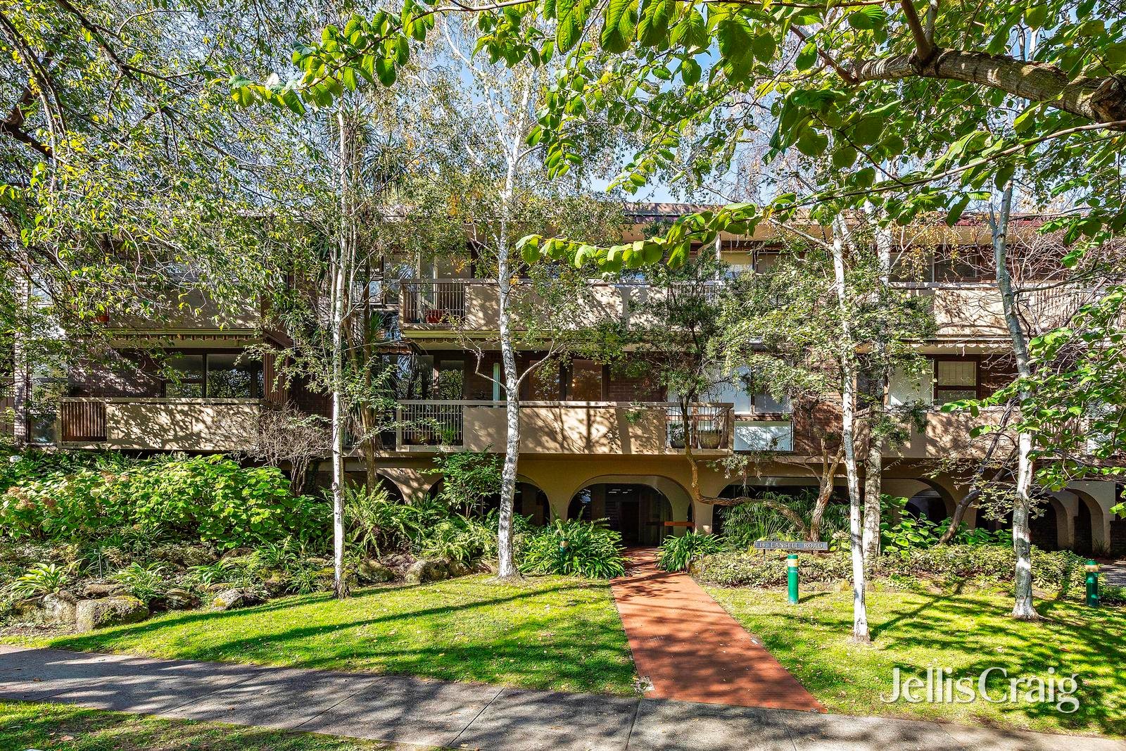 1/14 Lansell Road, Toorak image 3