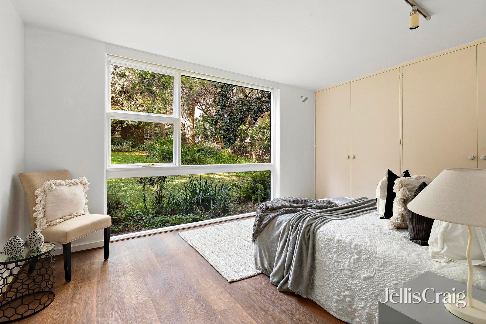 1/14 Lansell Road, Toorak image 8