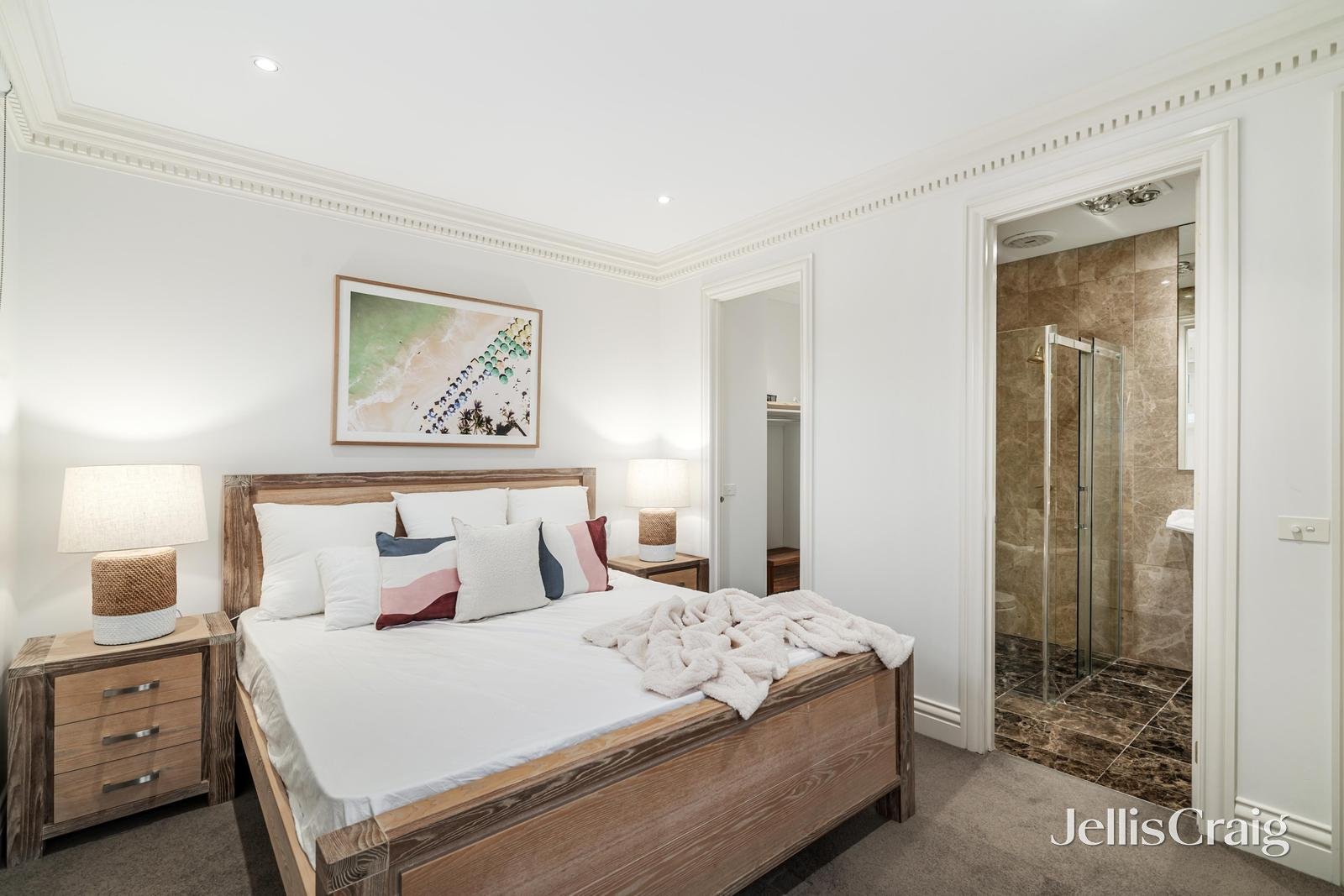 1/14 Lindwall Street, Glen Waverley image 8