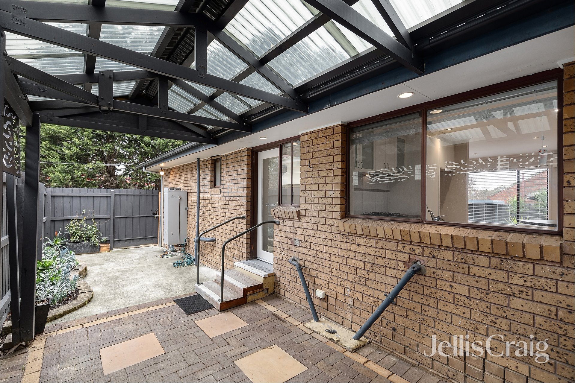 1/14 Looker Road, Montmorency image 8