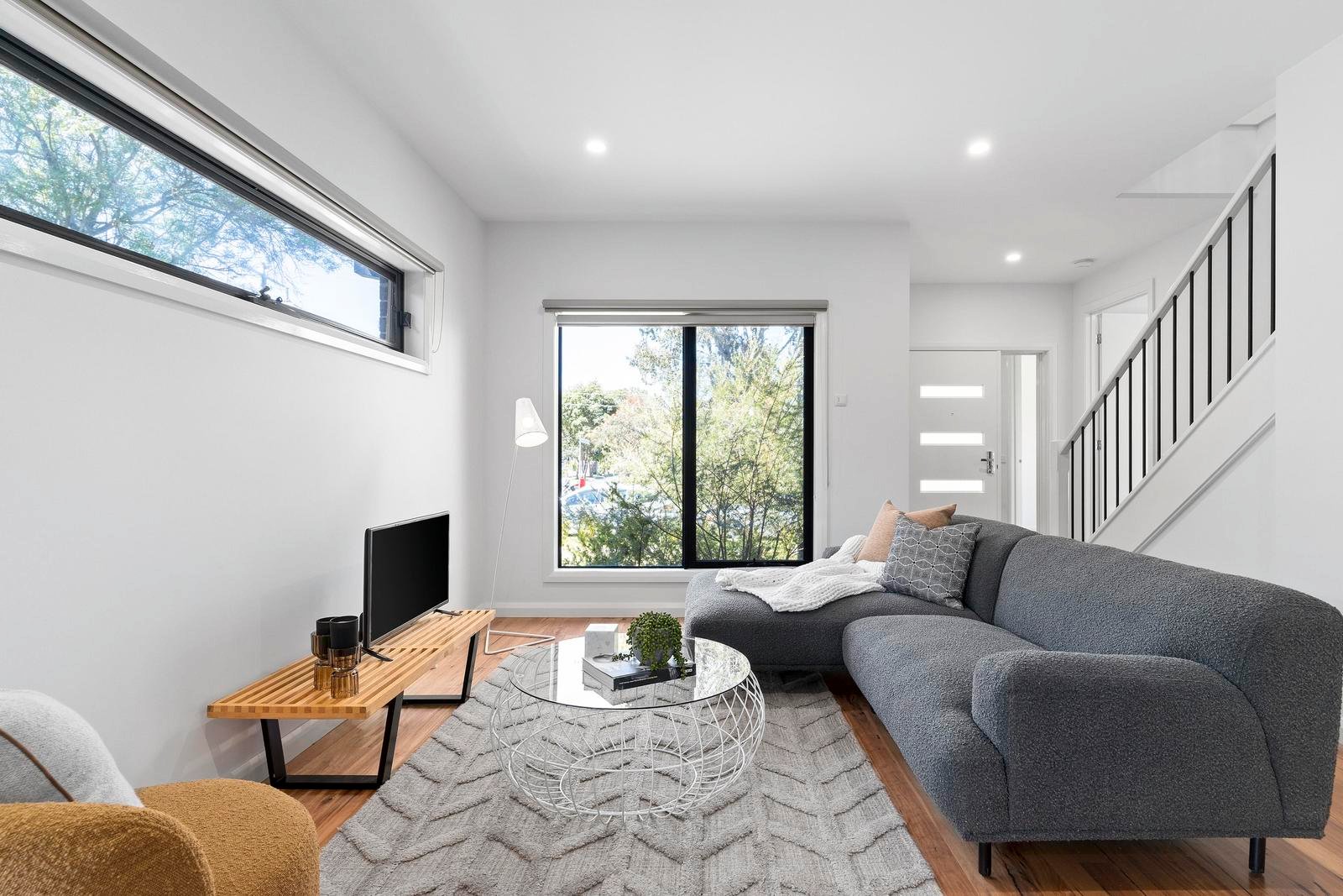 1/14 Lusher Road, Croydon image 2