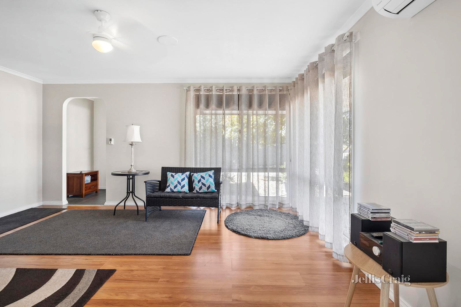 1/14 Park Street, Redan image 2