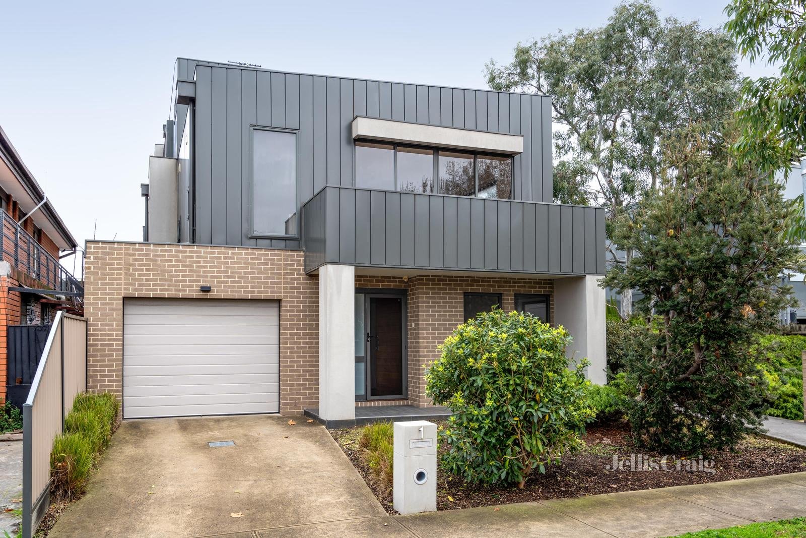 1/14 Pitt Street, Brunswick image 1