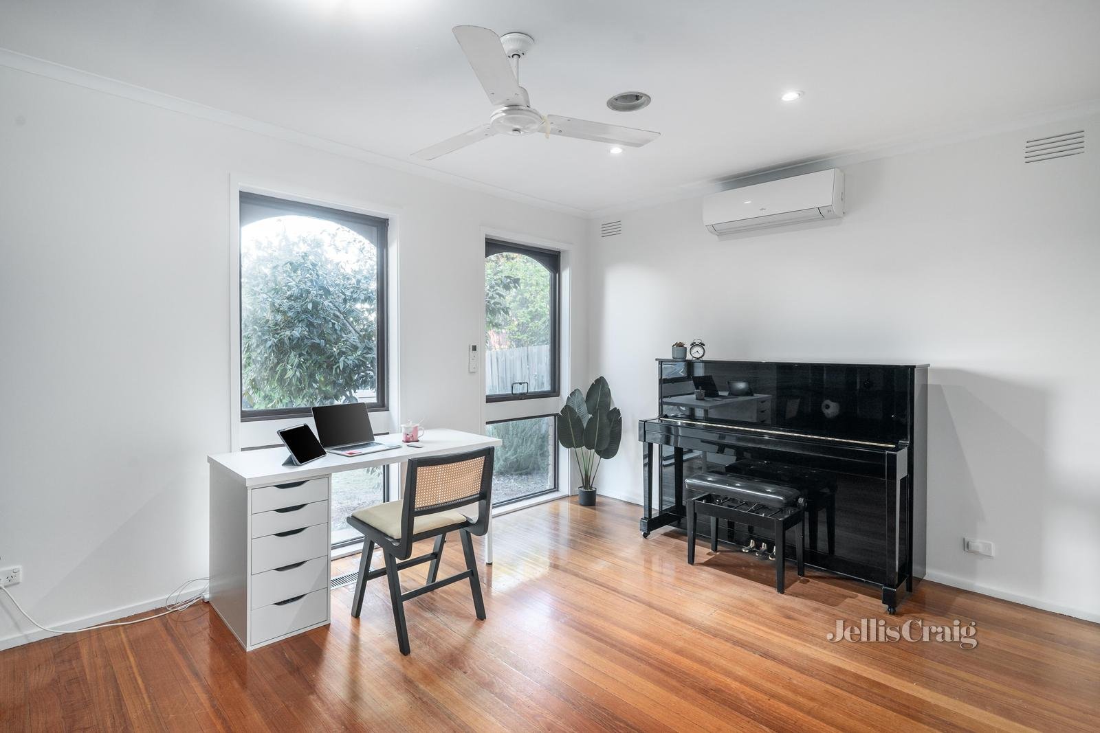 114 Rawdon Hill Drive, Dandenong North image 6