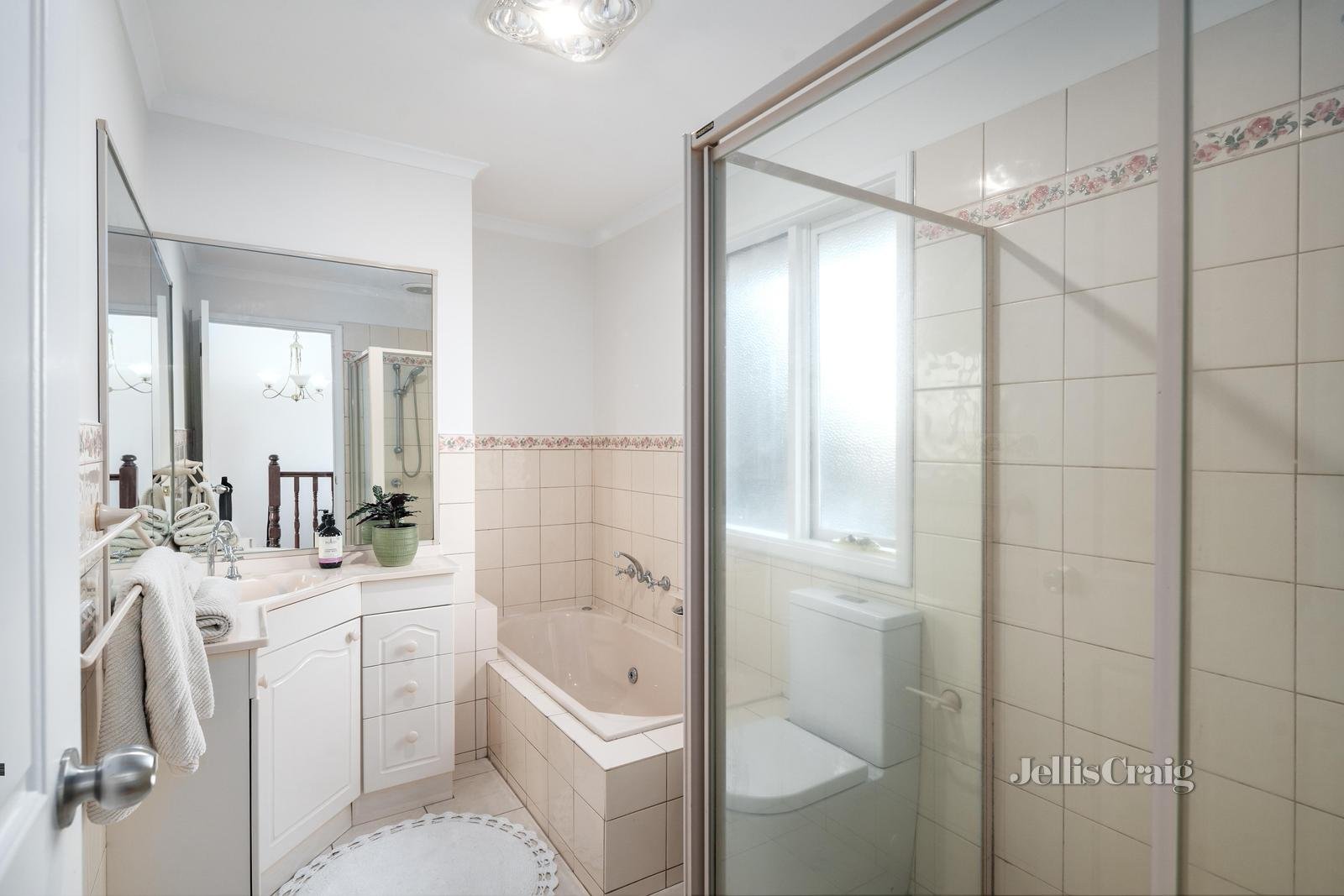 114 Rawdon Hill Drive, Dandenong North image 8