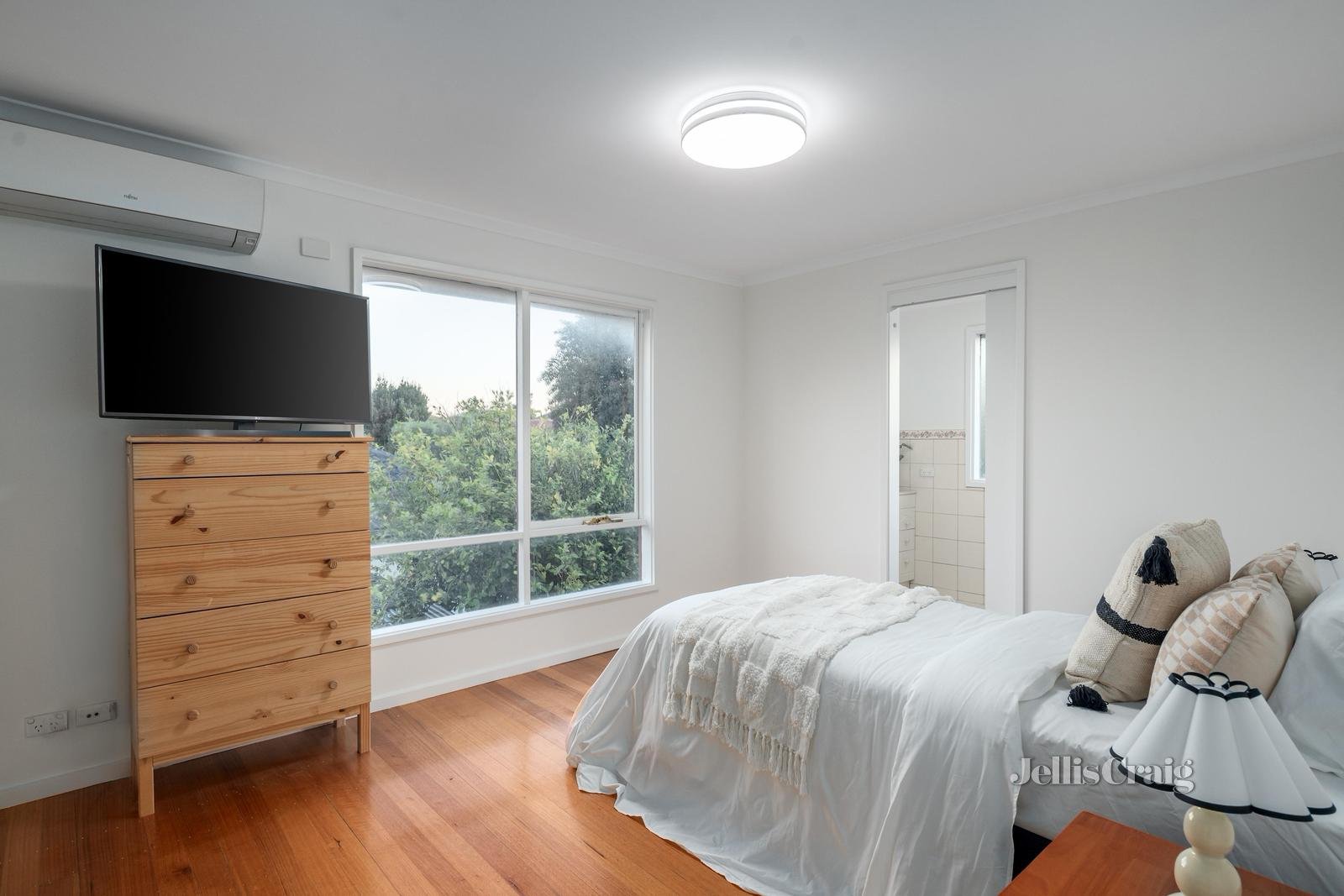 114 Rawdon Hill Drive, Dandenong North image 10