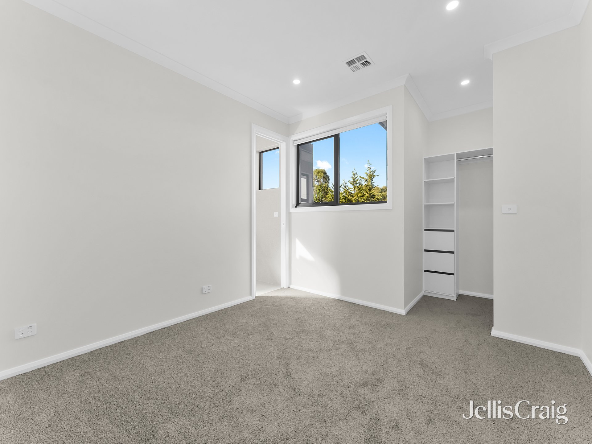 1/14 Sadie Street, Mount&nbsp;Waverley image 5