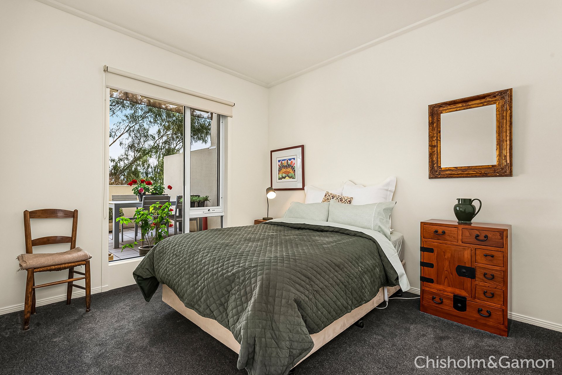11/4 Seisman Place, Port Melbourne image 7