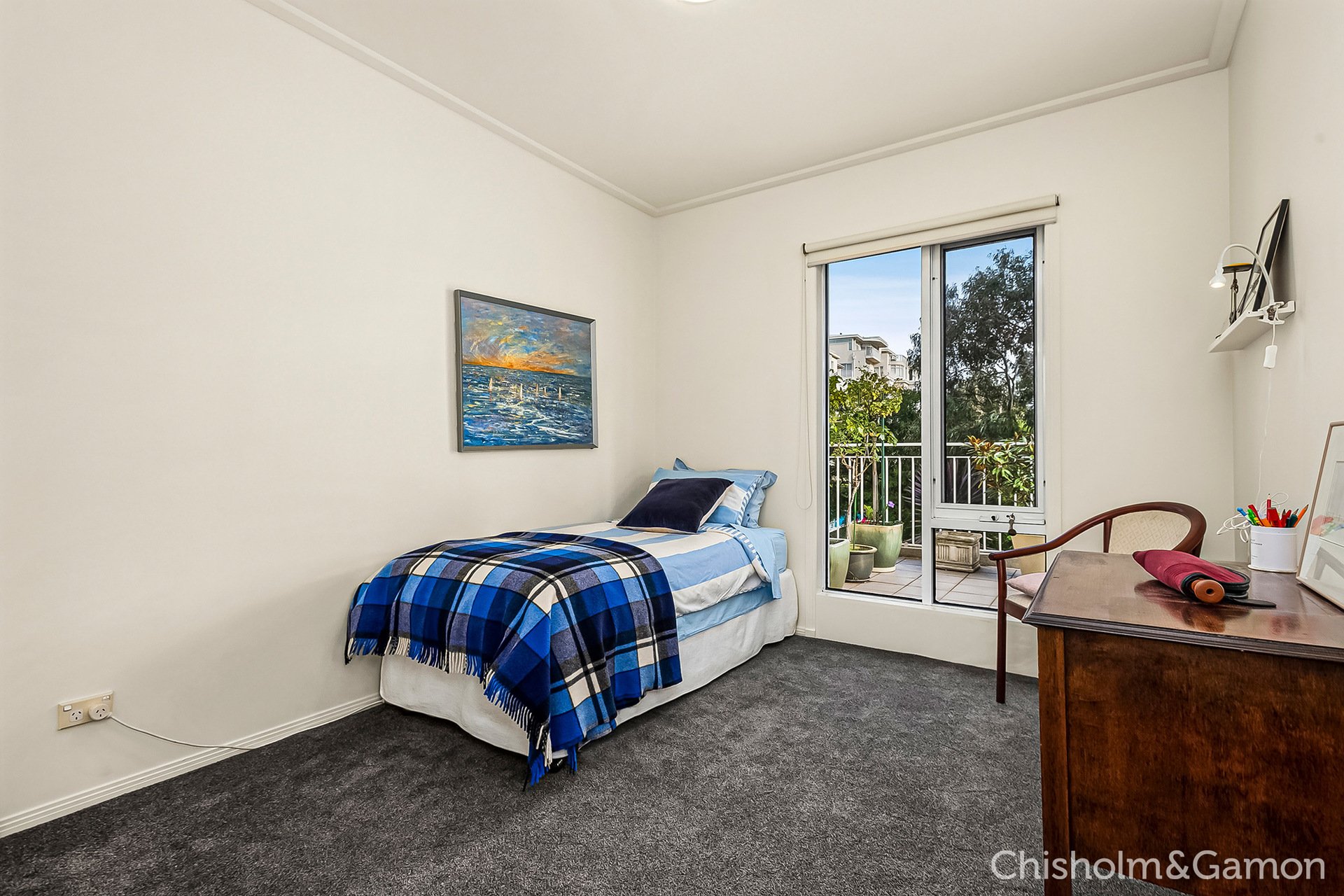 11/4 Seisman Place, Port Melbourne image 9