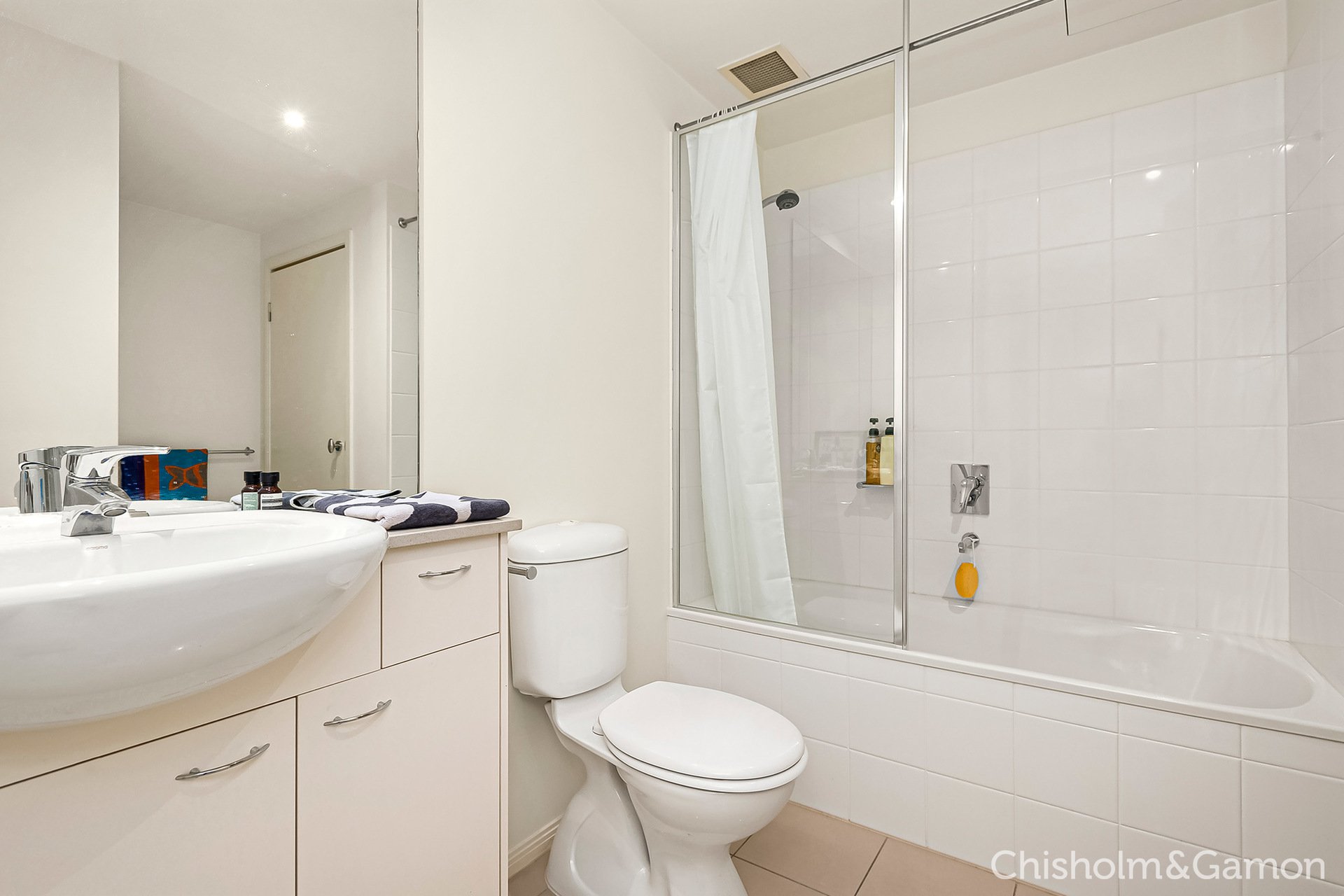 11/4 Seisman Place, Port Melbourne image 10