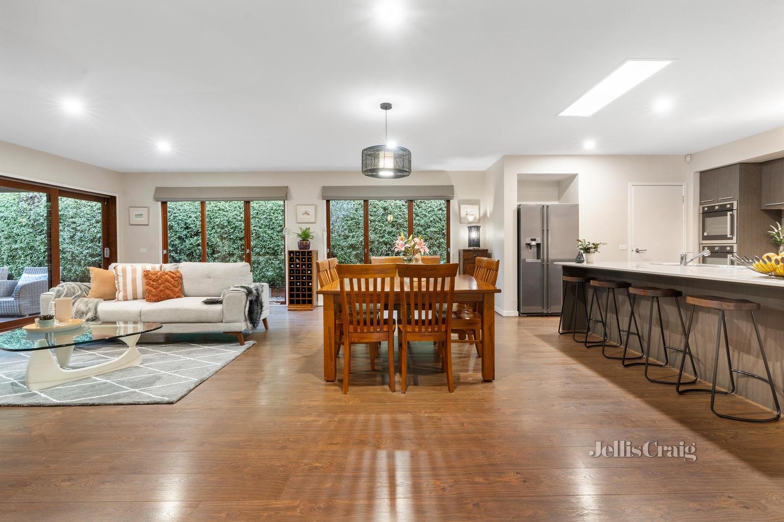 114 Shafer Road, Blackburn North image 3