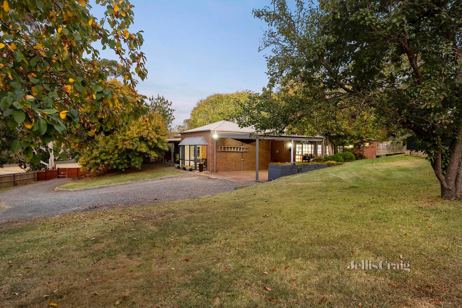 114 Taylor Road, Mooroolbark image 21