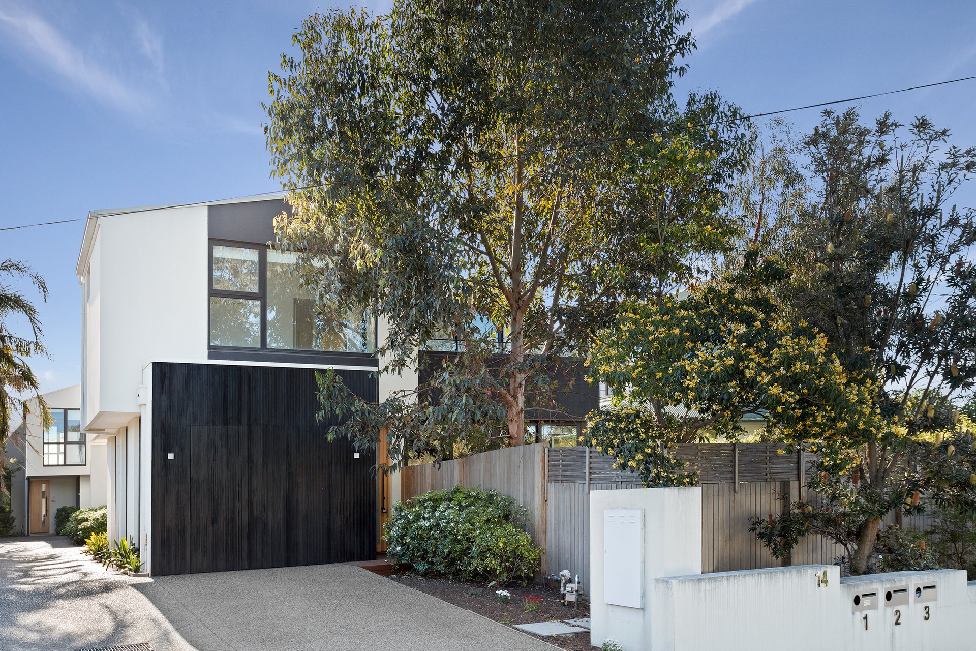 Property Gallery - Main Image