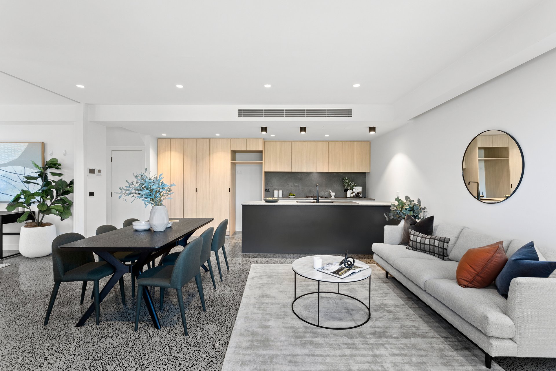 Property Gallery Thumbnail 2