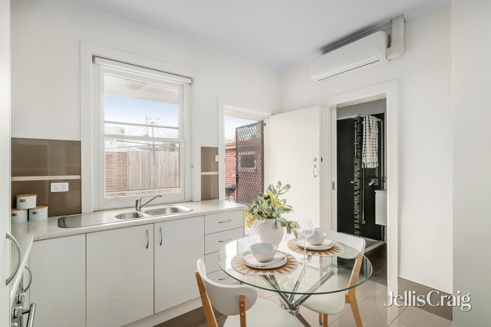 114 Tope Street, South Melbourne image 3
