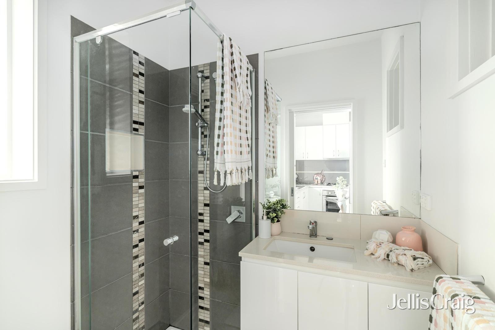 114 Tope Street, South Melbourne image 7