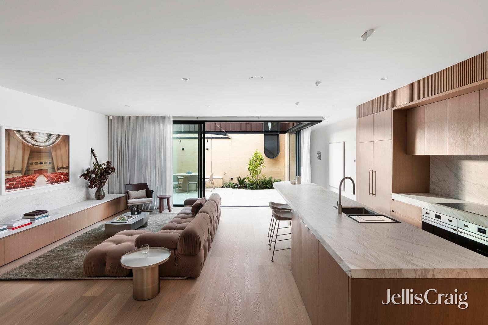 114 Victoria Avenue, Albert Park image 4