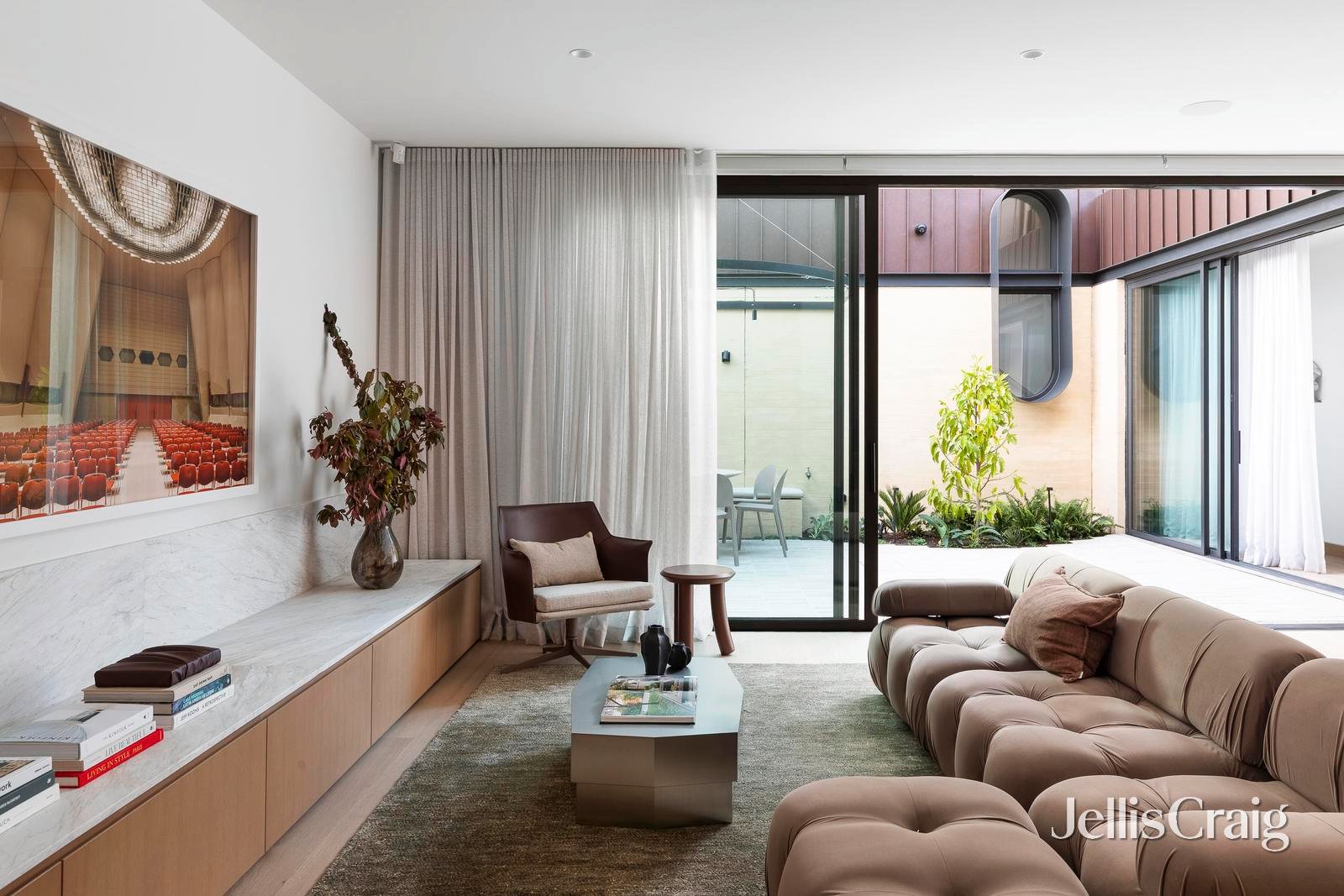 114 Victoria Avenue, Albert Park image 8