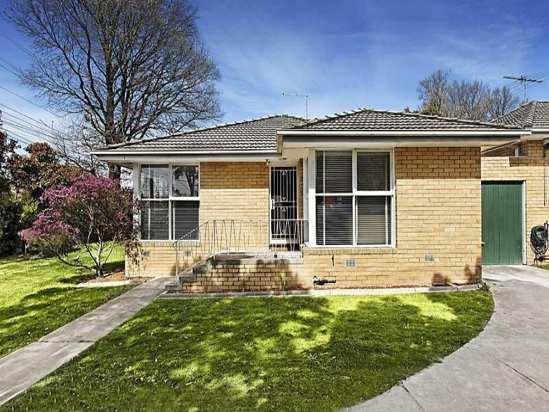 1/14 Warrigal Road, Surrey Hills image 1