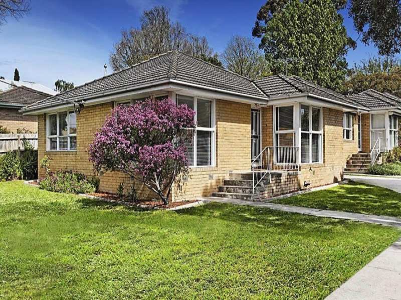 1/14 Warrigal Road, Surrey Hills image 6