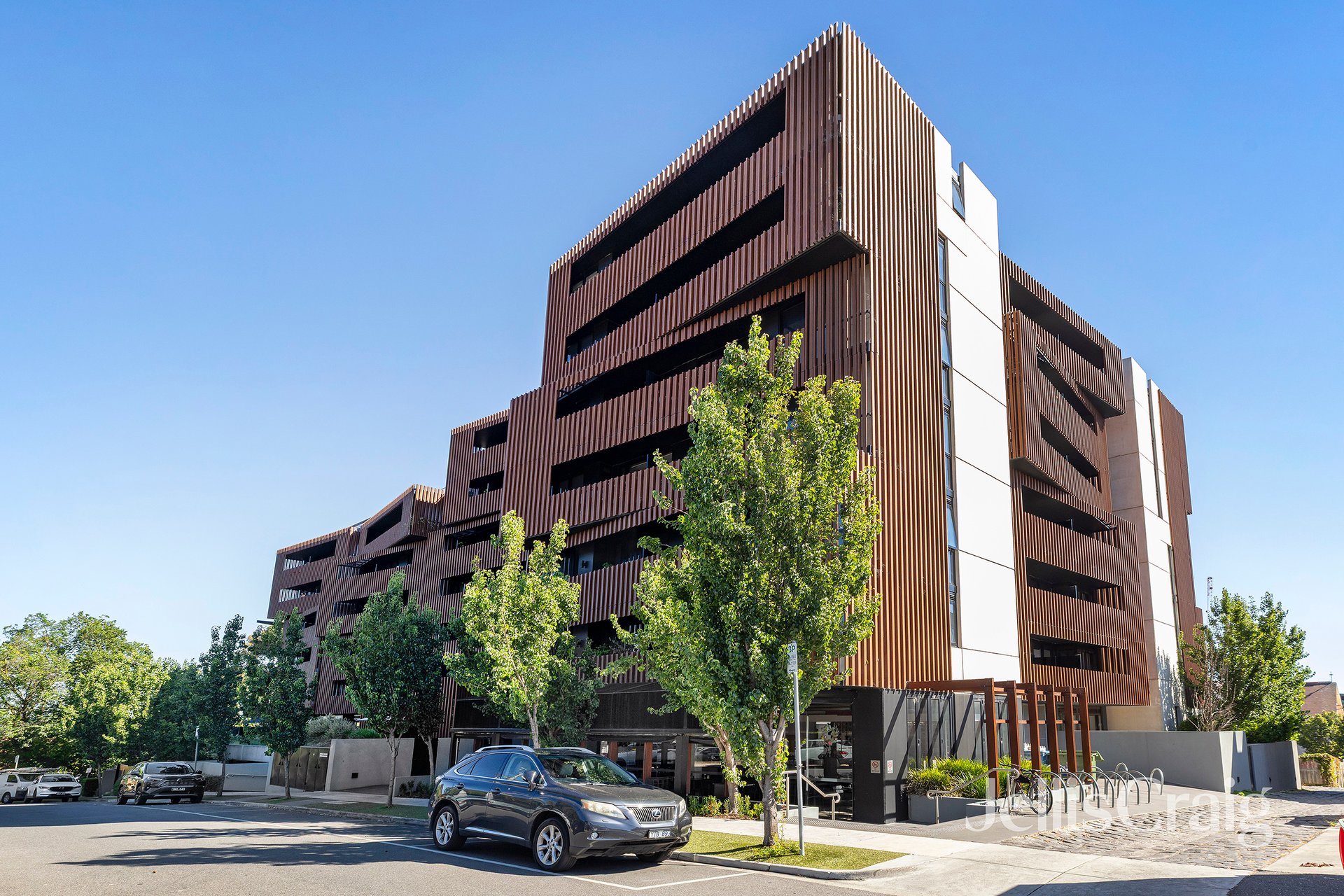 114/1 Westley Avenue, Ivanhoe image 1